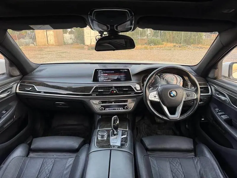 بی ام و 740i 2017 (4)