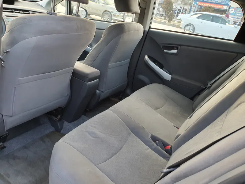 Toyota Prius (4)