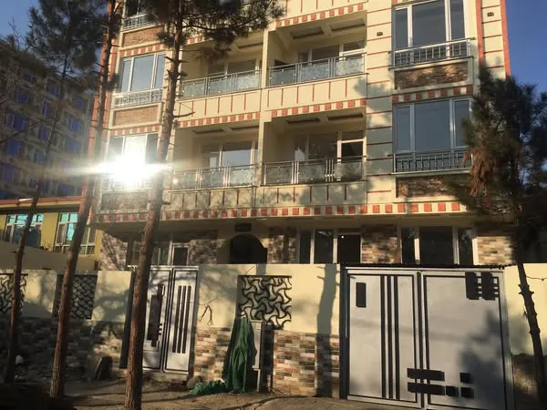 Apartment for sale, 3 rooms, 130 m², with roof terrace, 1st floor, near Golai Park (1)