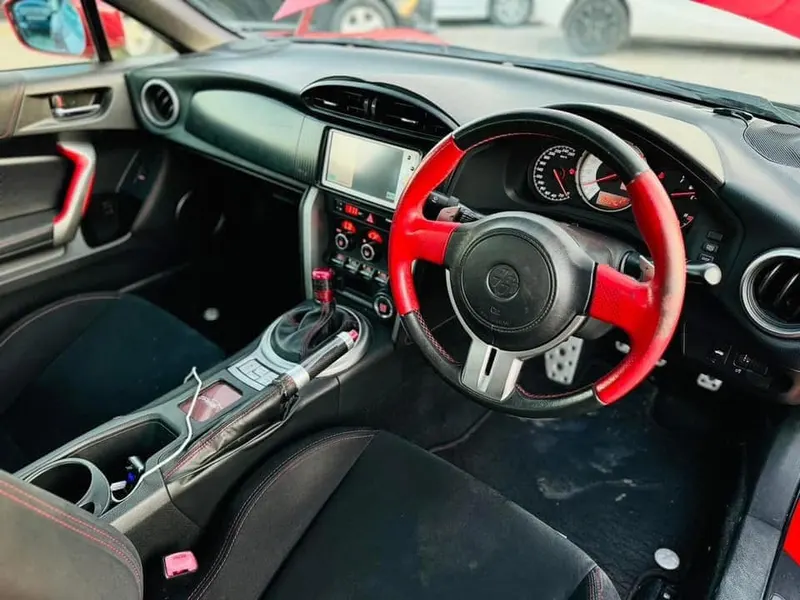 Toyota GT86 2012 (4)