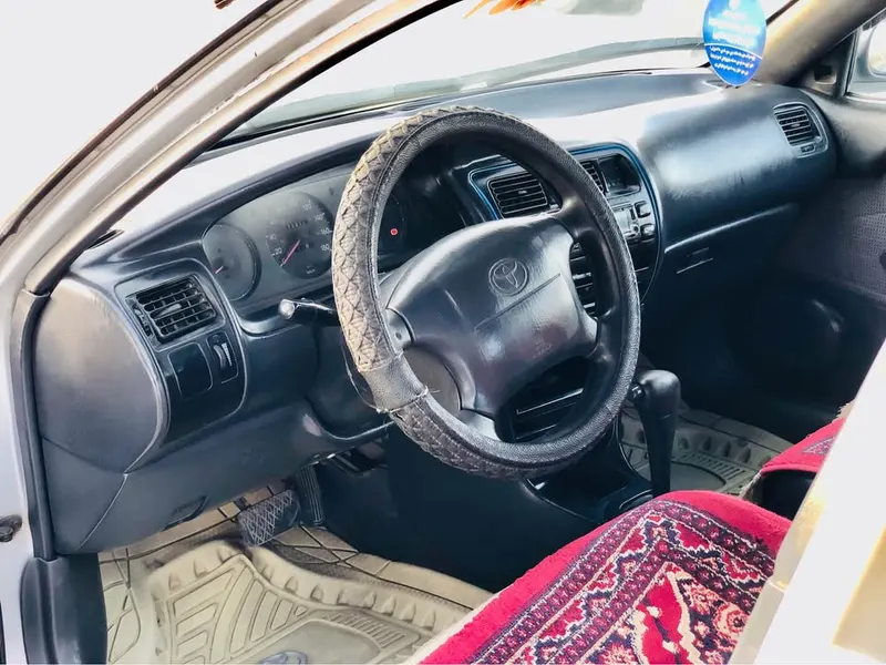 Toyota Corolla 1994 (4)