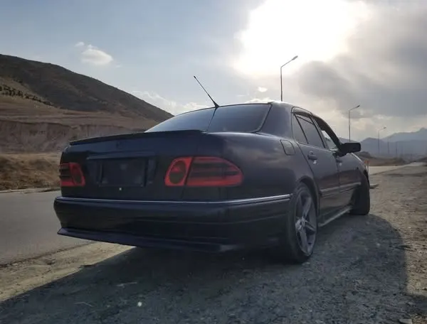 Mercedes-Benz AMG 1998 (2)