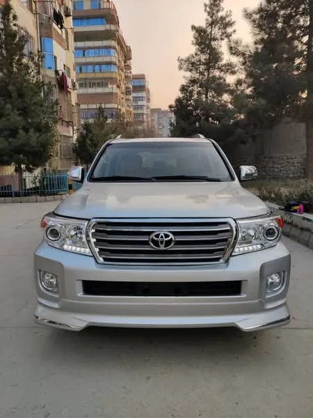 Toyota Land Cruiser 2011 (1)