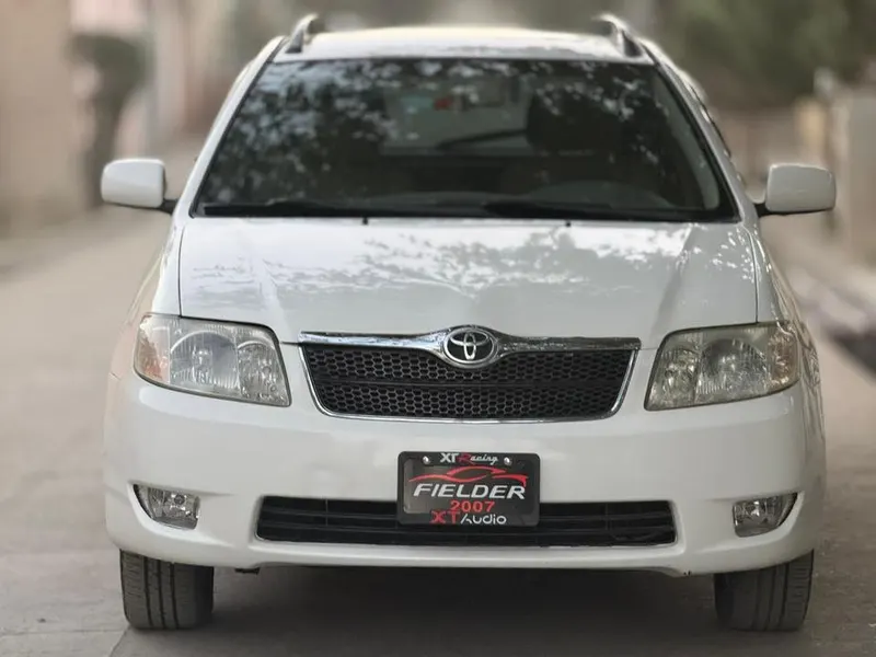 Toyota Fielder 2007 (1)