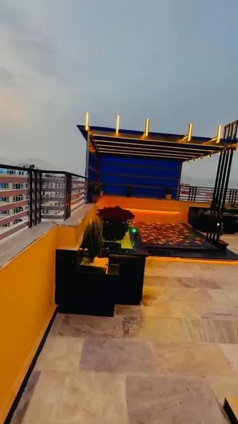 د پلورنې اپارتمان، 3 خونې، 200 m² د 2 بام تراسونو سره، تایمنی پروژه (4)