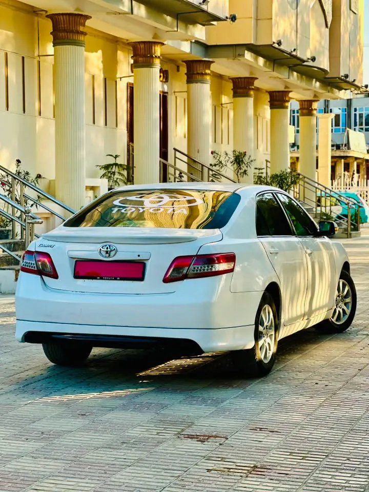 Toyota Camry 2007 (2)