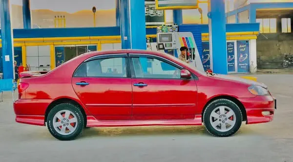 Toyota Corolla 2006 (1)