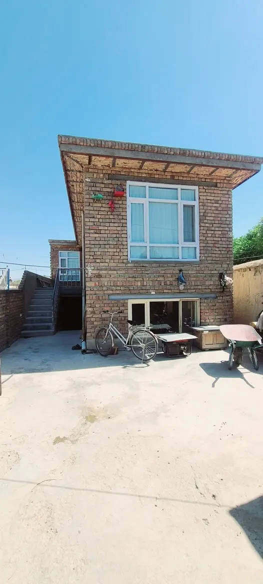 House for sale, behind Noor Park, Airport Road, District 10, Kabul (1)