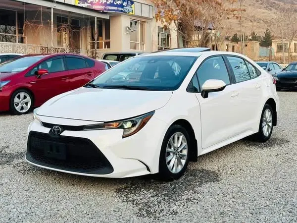 Toyota Corolla 2020 (2)