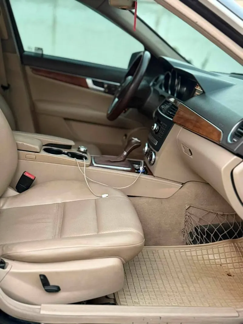 Mercedes-Benz C-Class 2013 (7)