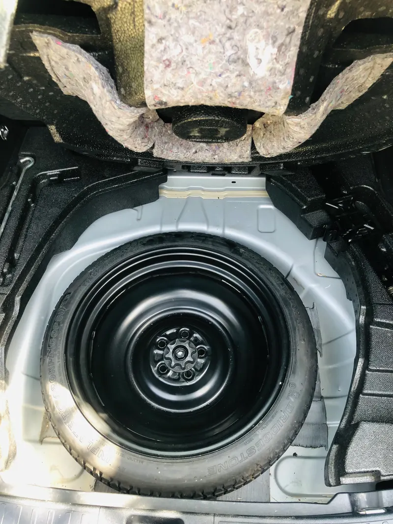 Toyota Prius 2016 (6)