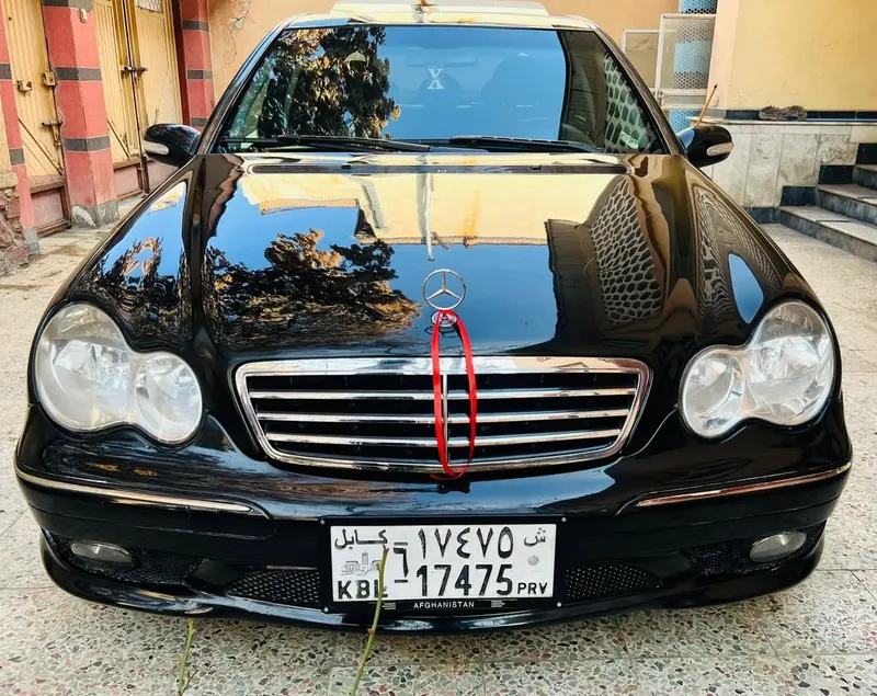 Mercedes-Benz 2005 (2)
