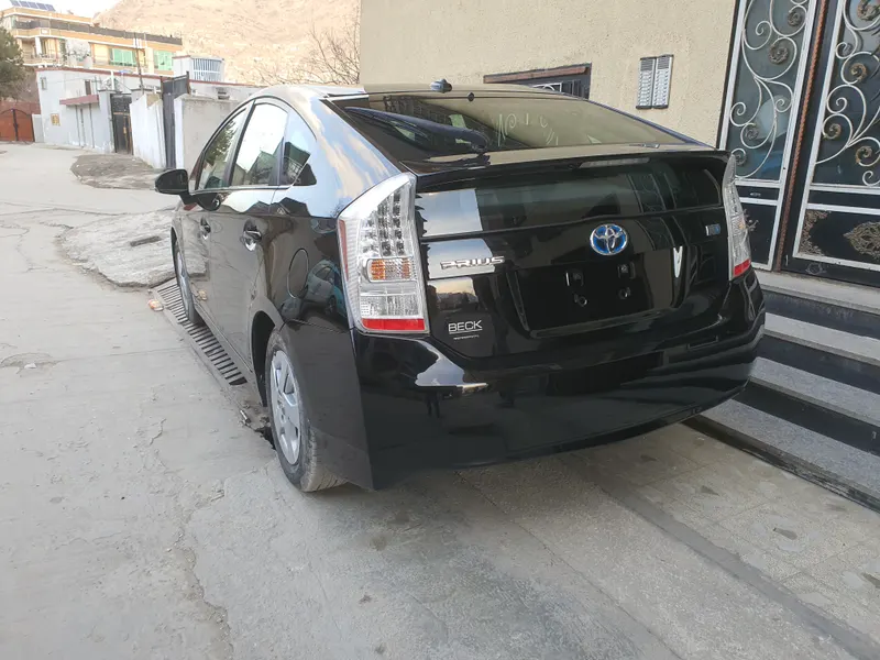 Toyota Prius 2010 (1)