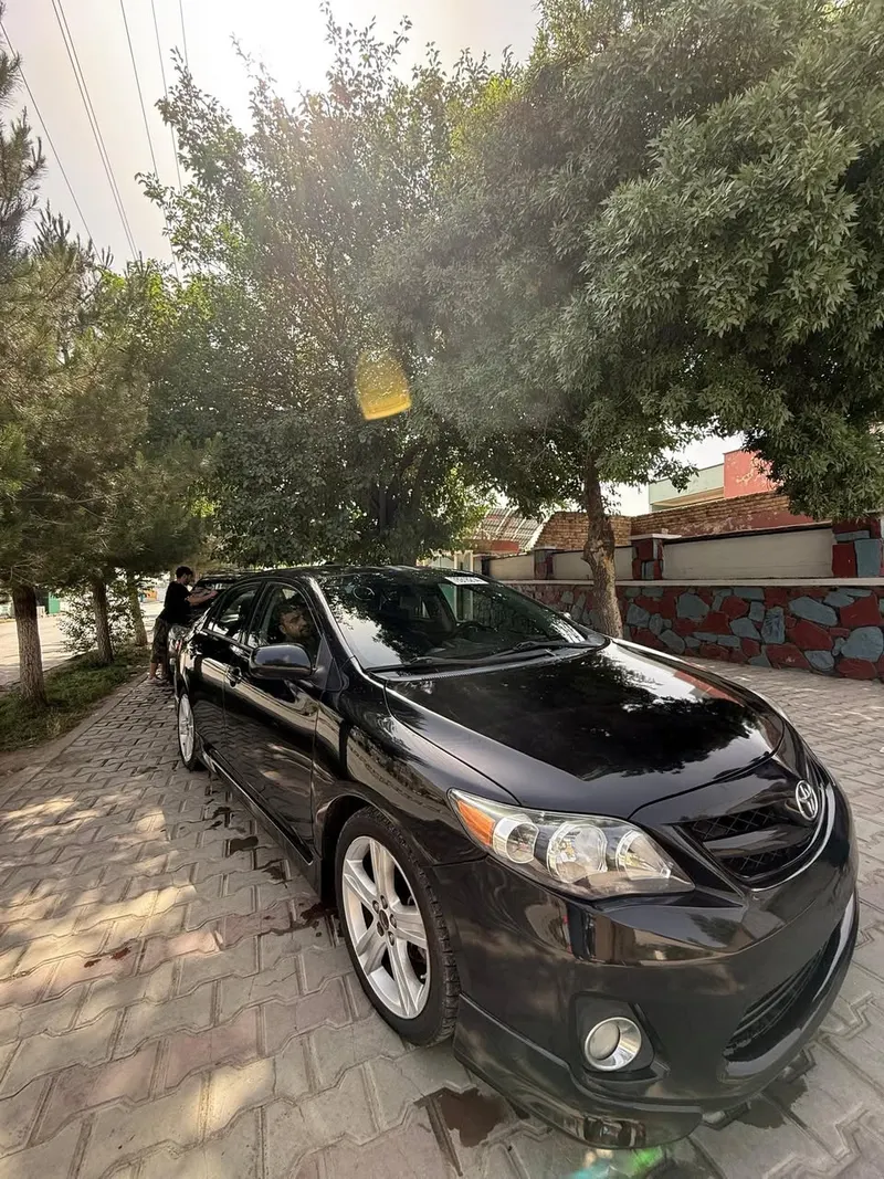 Toyota Corolla 2013 (2)