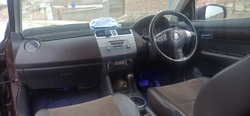 Suzuki Swift 2009 (2)