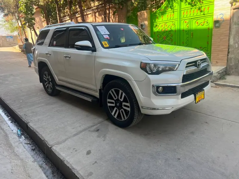 تویوتا 4Runner SR5 2012 (3)