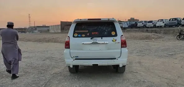 Toyota 4Runner 2004 (3)