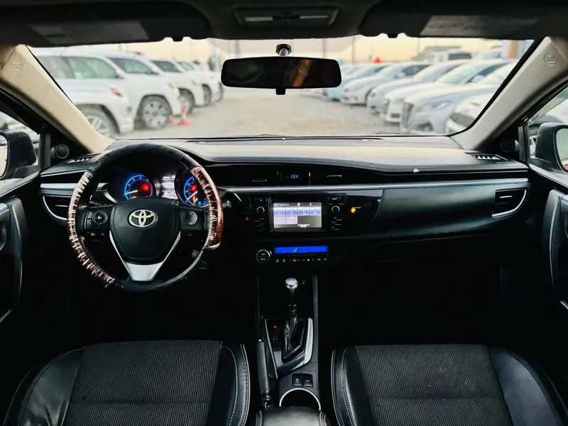 Toyota Corolla 2015 (4)