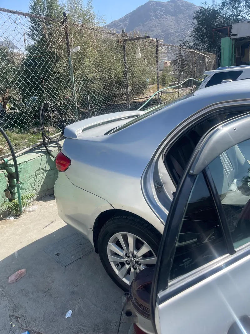 Toyota Corolla 2010 (5)