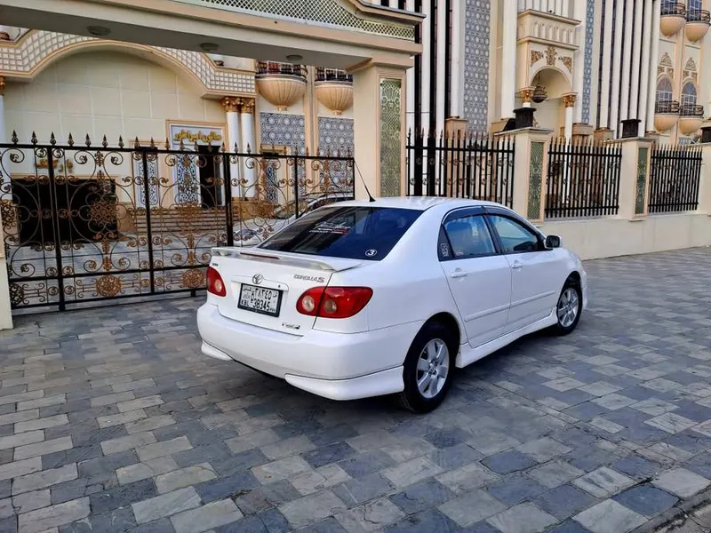 Toyota Corolla 2005 (2)