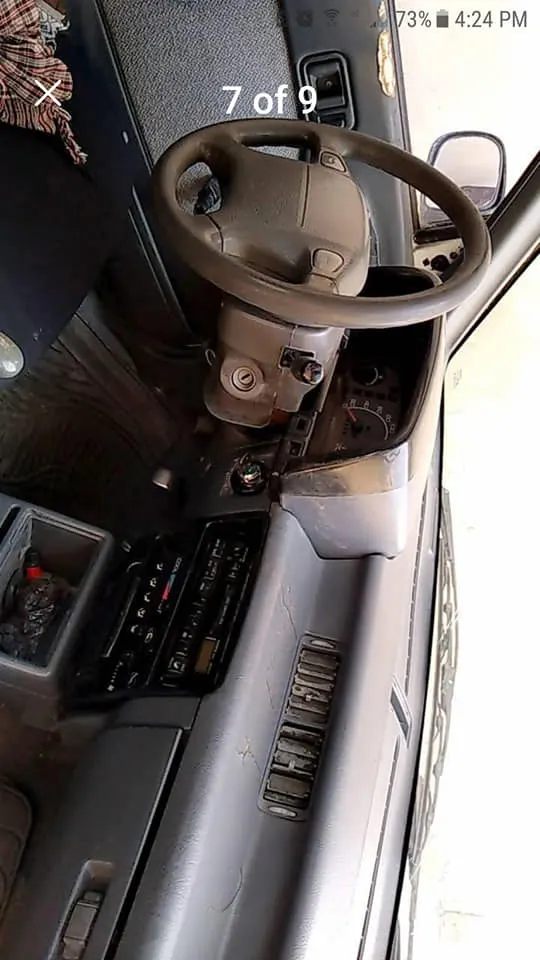 Suzuki Swift 1991 (4)