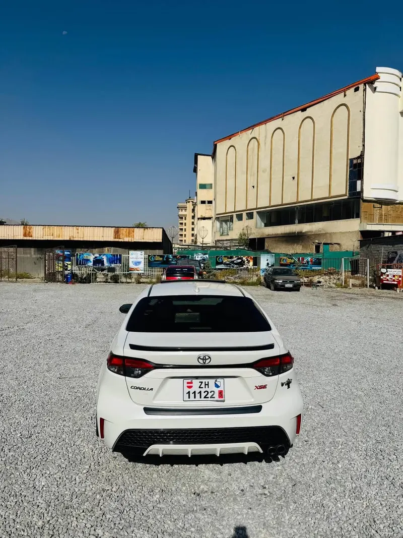 Toyota Corolla 2020 (2)