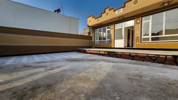 کور د پلورنې لپاره، 3 خونې، 250 m²، چهاردهی، ناحیه 6 (4)