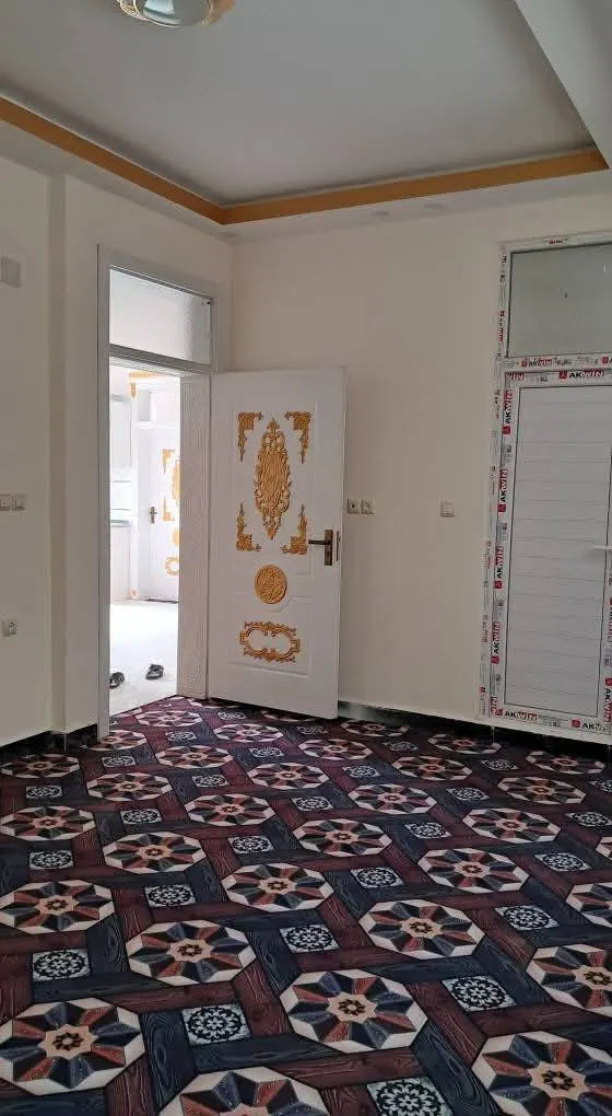 Apartment for sale, 4 rooms, 150 m², 3rd floor, Khisht-e Hochtief, Kabul (4)