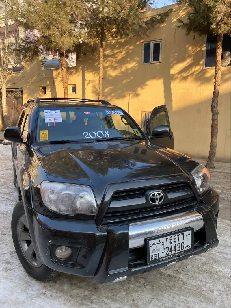 Toyota 4 Runner Limited 2008 (2)