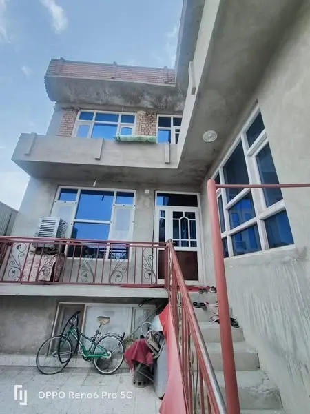 د پلورنې 3 پوړیز کور، 7 خونې، 220 m²، پل حسن، 7 ناحیه، کابل (2)