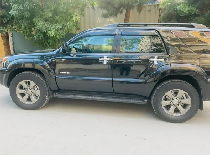 Toyota 4Runner 2006 (2)
