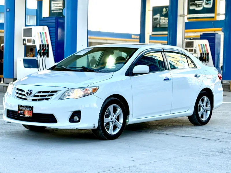 Toyota Corolla 2013 (2)