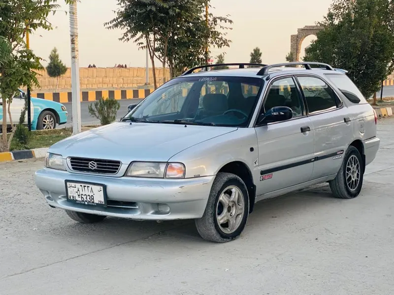Suzuki Baleno 1997 (4)