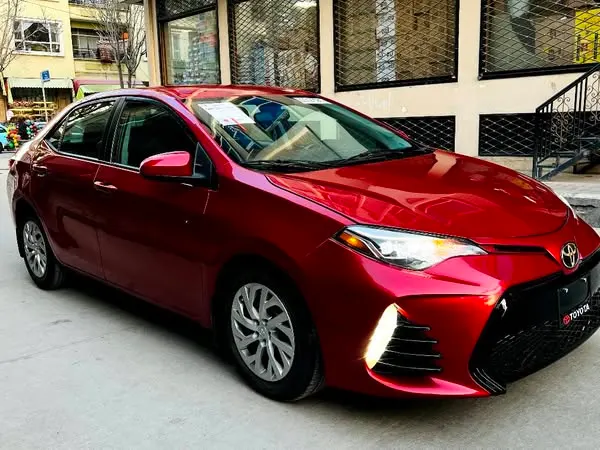 Toyota Corolla 2017 (1)