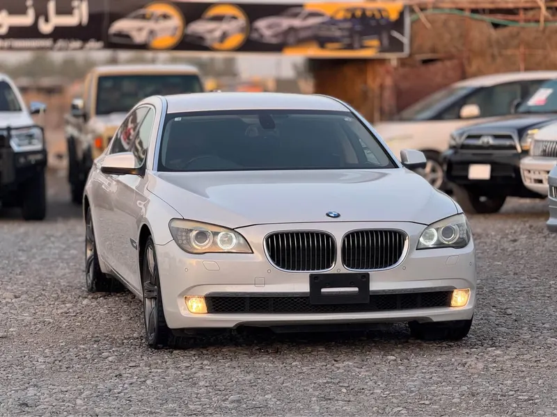 BMW 760Li 2013 (2)