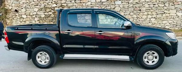 Toyota Hilux 2009 (2)