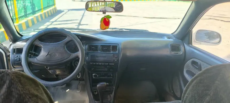 1994 Toyota Corolla Super Saloon – Japanese (6)