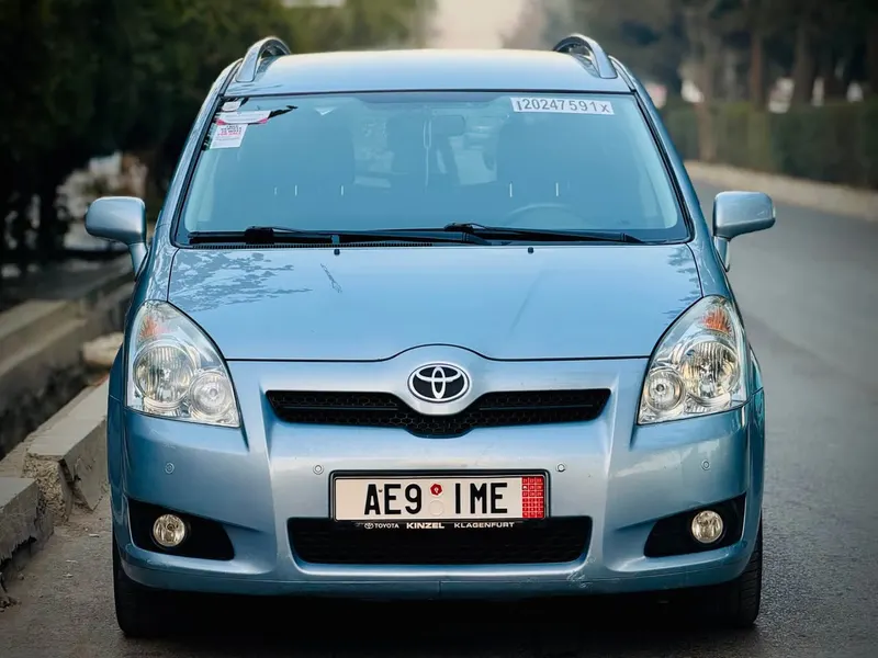 Toyota Verso 2008 (2)