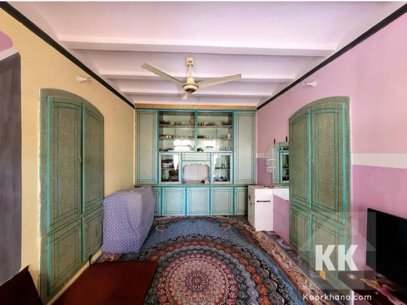 House with 4 shops and clinic rooms for sale, 400 m² (2)