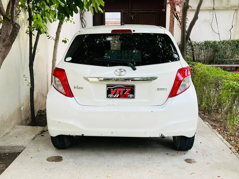 Toyota 2012 (3)