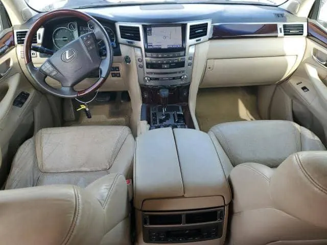 Lexus LX570 2013 (4)