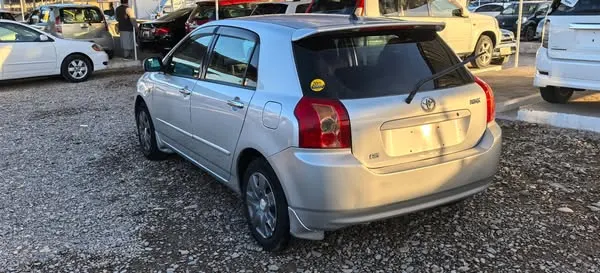 Toyota Runx 2003 (2)
