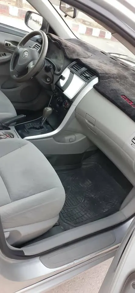 Toyota Corolla LE 2009 (4)