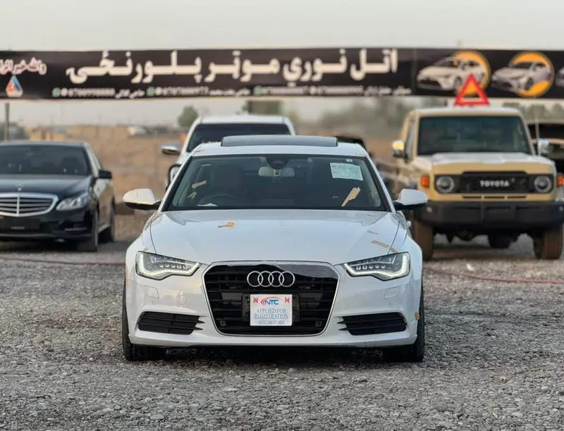 Audi A6 2013 (1)