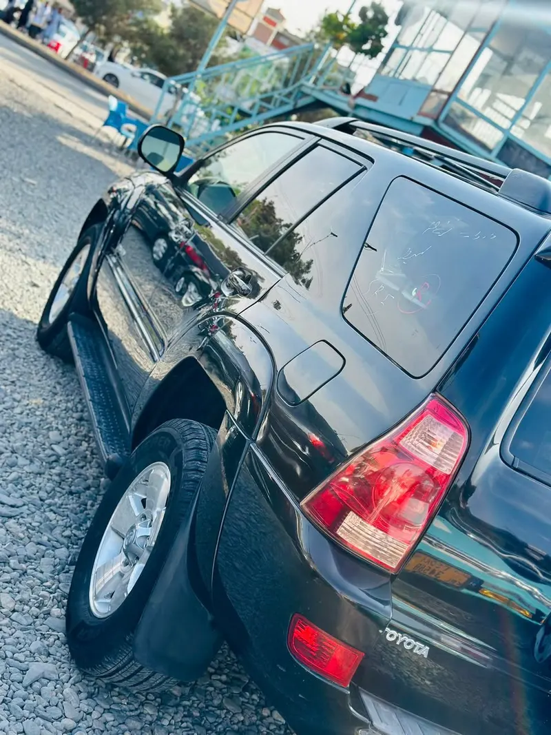 Toyota 4Runner 2005 (2)
