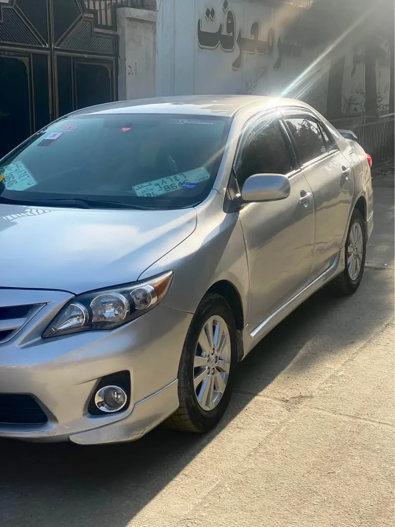 Toyota Corolla 2010 (2)