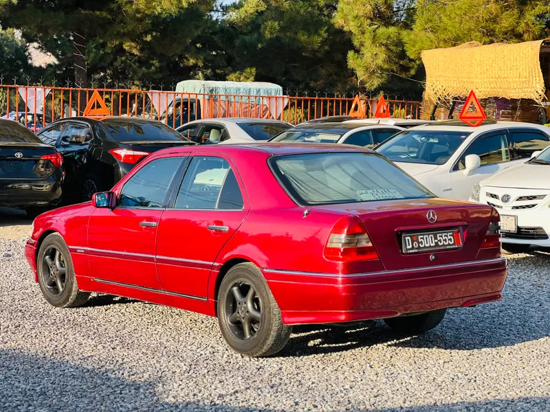 Mercedes-Benz 1994 (3)
