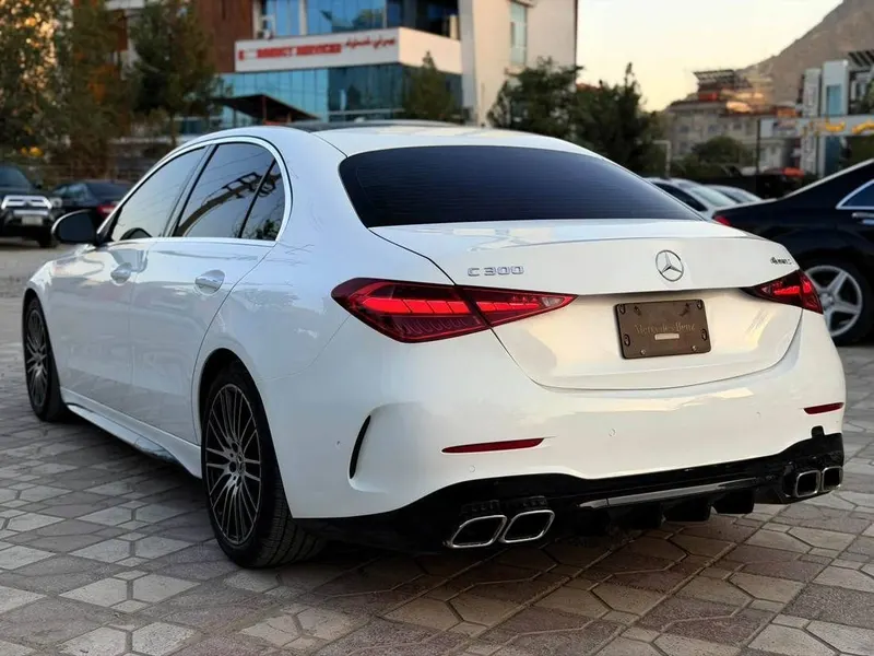 Mercedes-Benz C300 4Matic AMG 2022 (6)