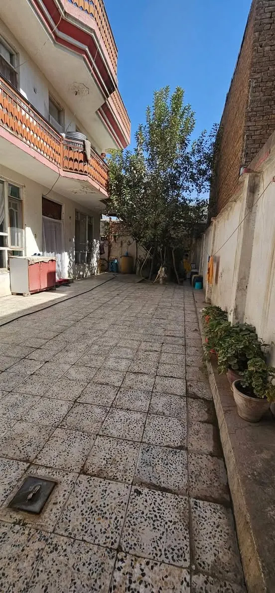 3-storey house for sale, 7 rooms, 200 m², Chilsitoon, District 7, Kabul (2)