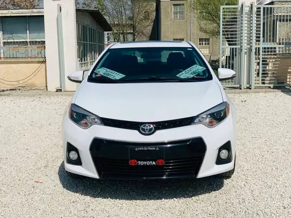 Toyota Corolla 2014 (2)
